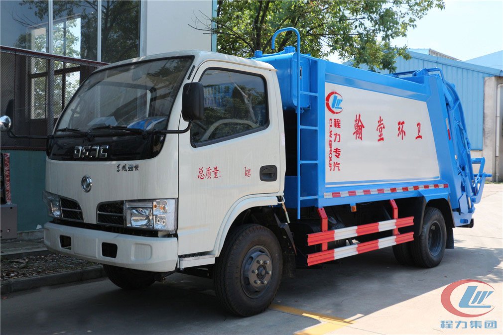 博亿堂官网东风多利卡5方压缩式垃圾车