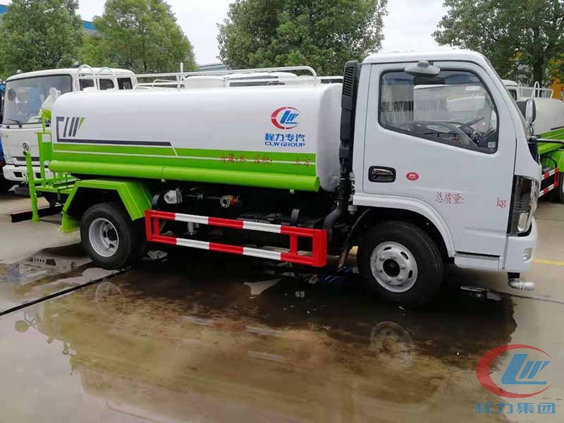 博亿堂官网洒水车