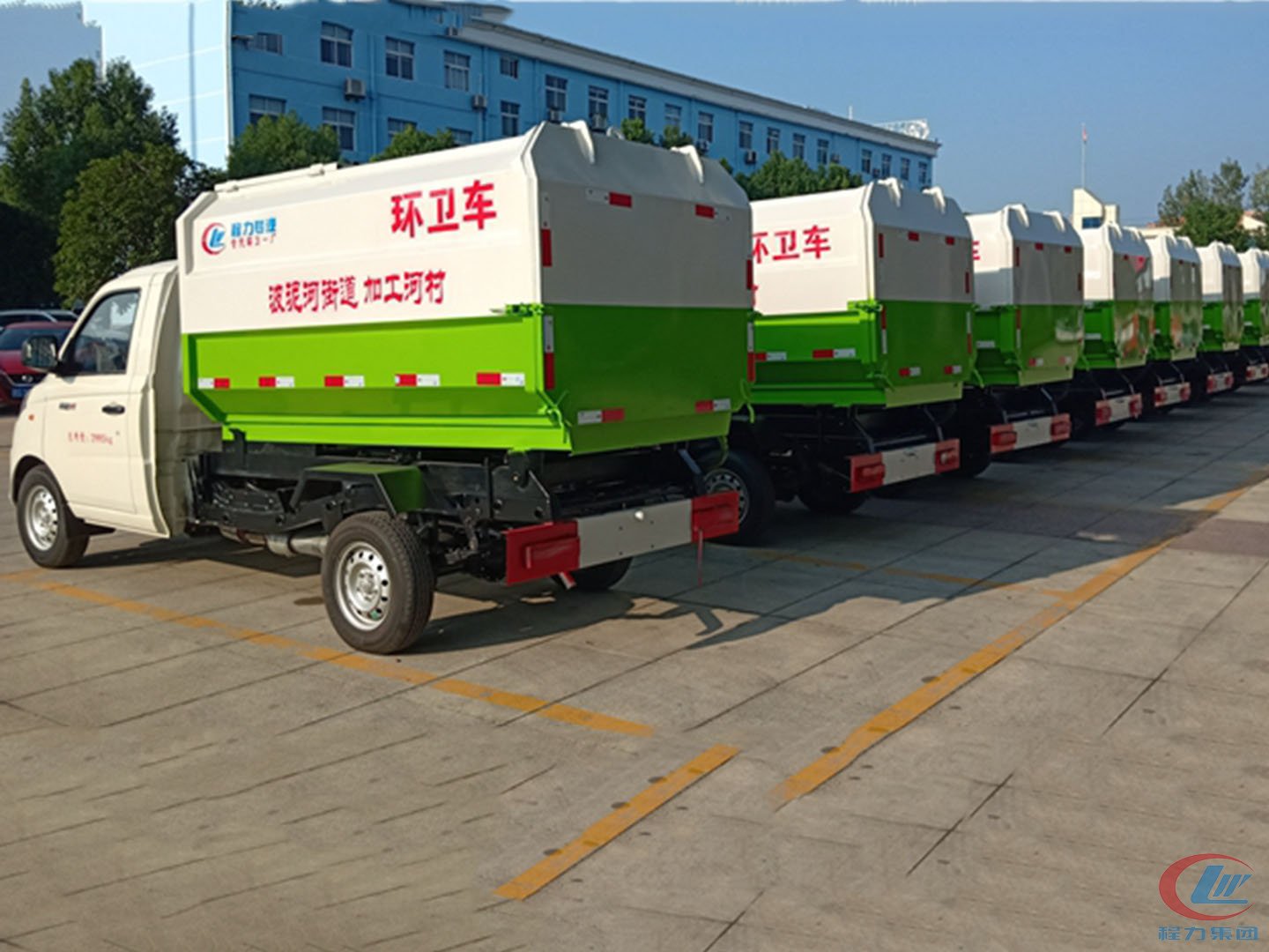 博亿堂官网集团国六福田挂桶垃圾车批量发车