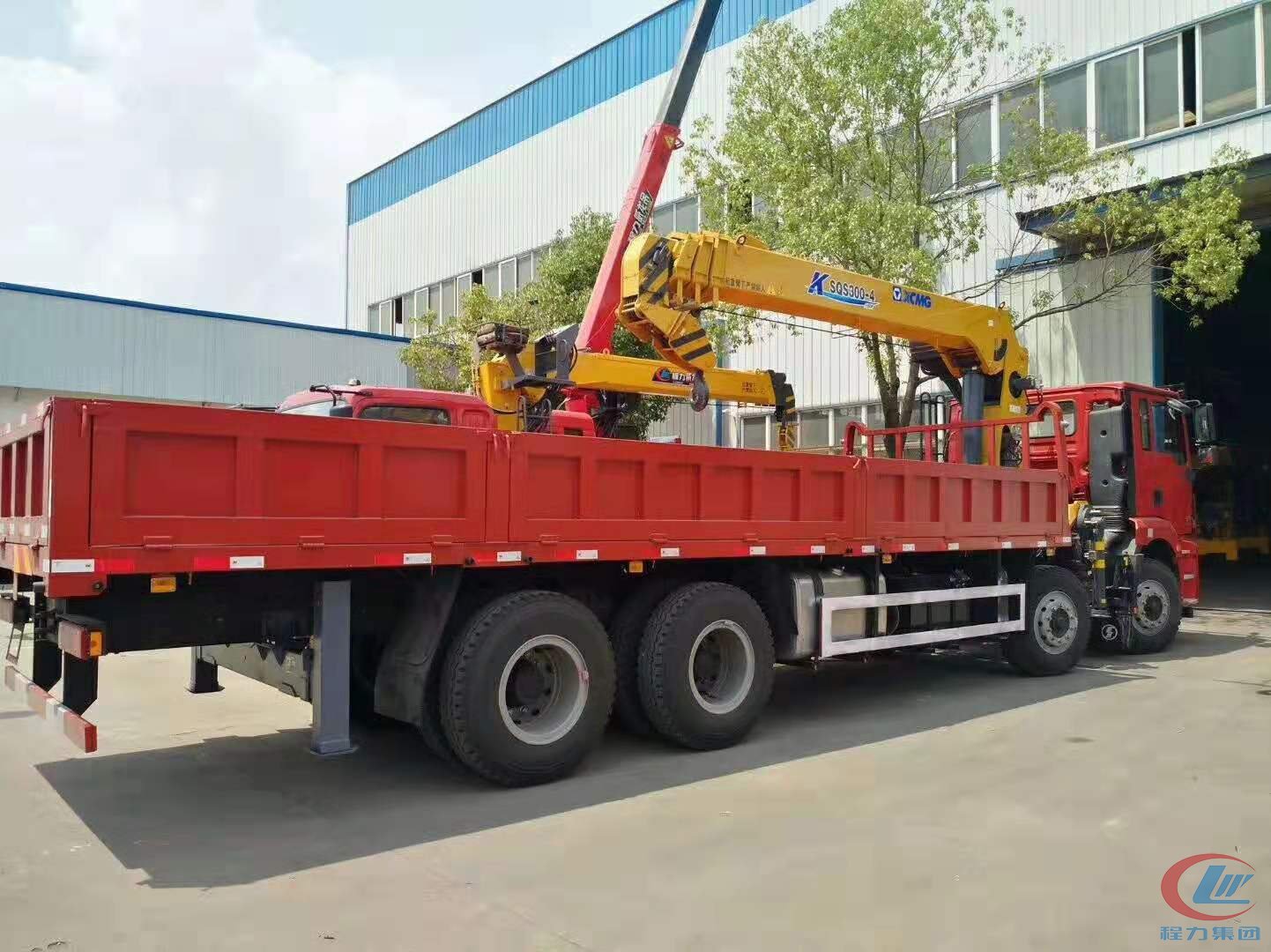 湖北博亿堂官网陕汽8吨随车吊侧面图