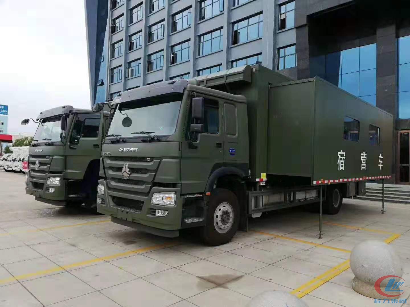 博亿堂官网威牌重汽新型宿营车组图