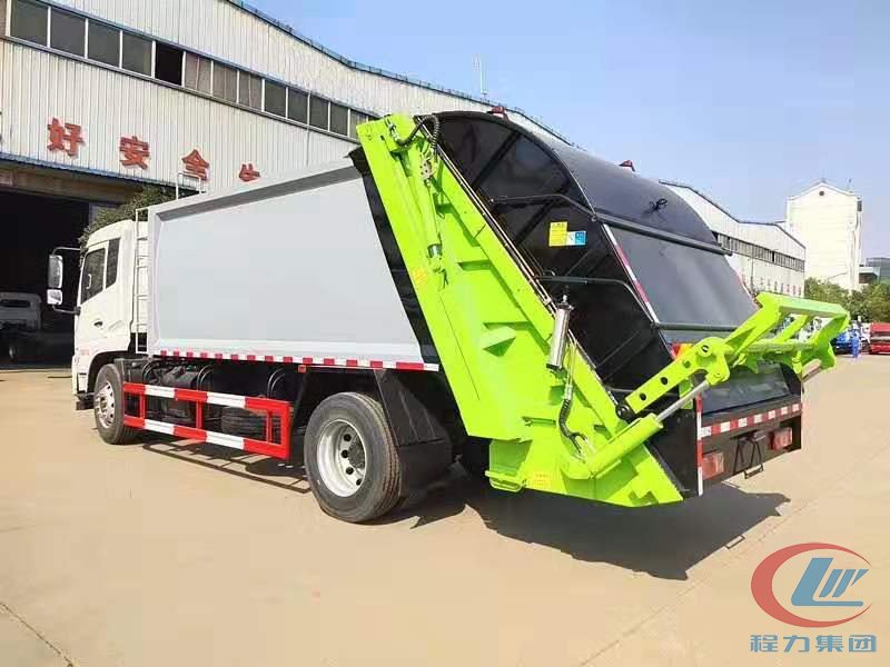 博亿堂官网威牌东风天锦压缩垃圾车