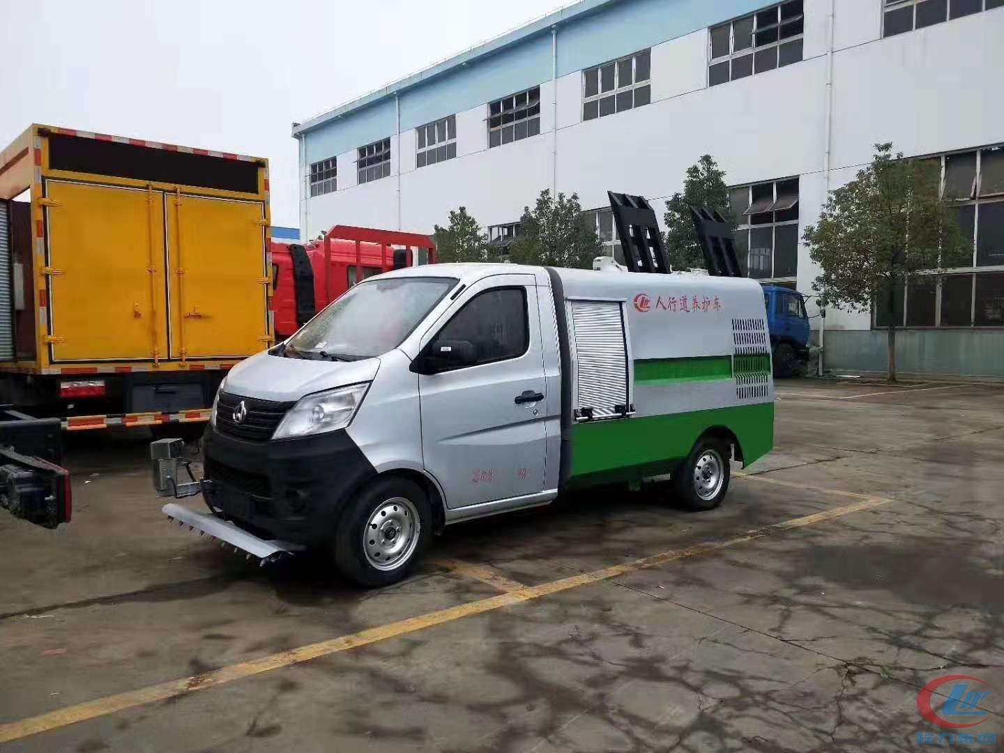 博亿堂官网集团长安路面清洗车