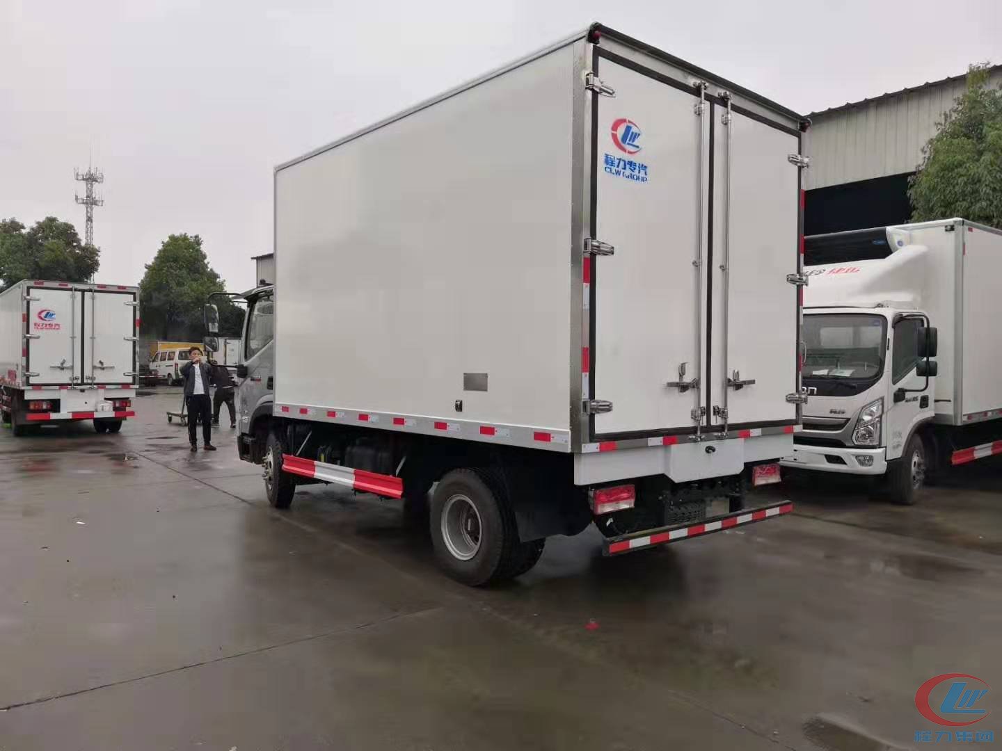 博亿堂官网小霸王冷藏车侧面图