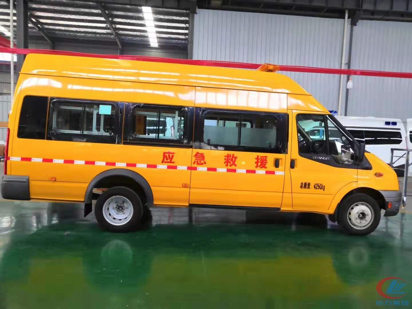 福特新时代客运版救护车，福特应急救援车