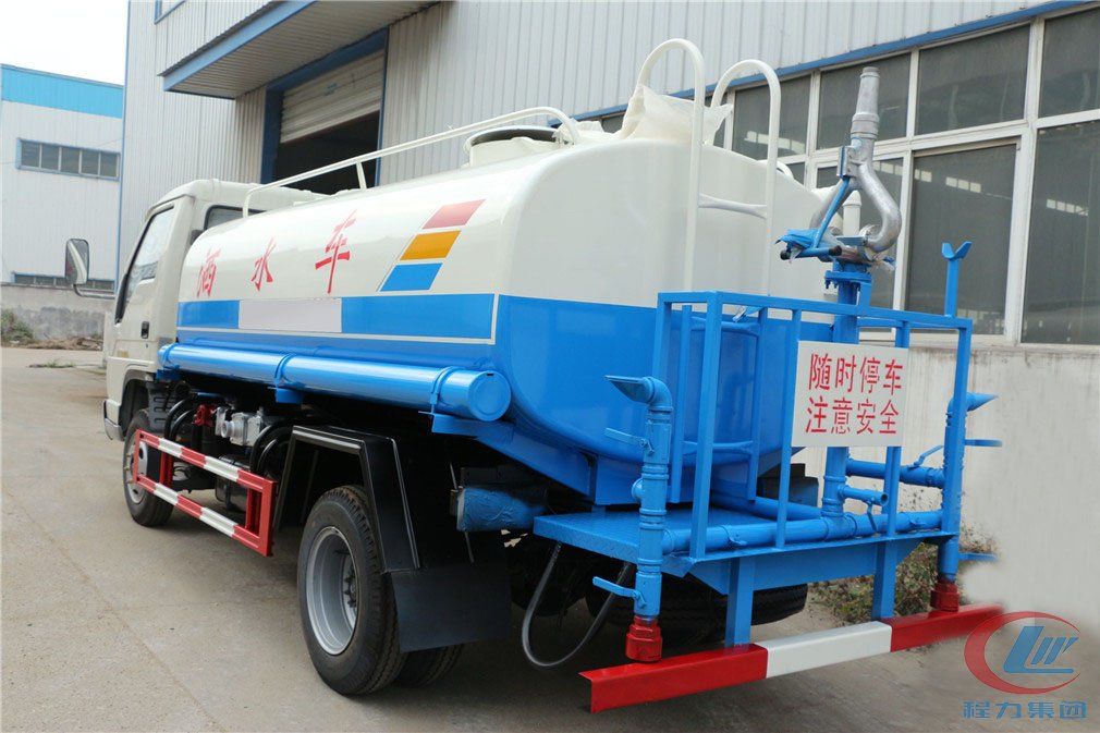 博亿堂官网专用车福田国三5方不上户洒水车高清图片