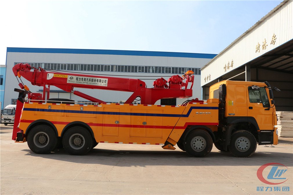 博亿堂官网重汽豪沃前四后八一托一清障车侧面图