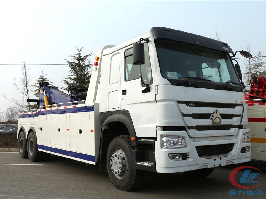 博亿堂官网集团重汽后八轮一拖一清障车高清图