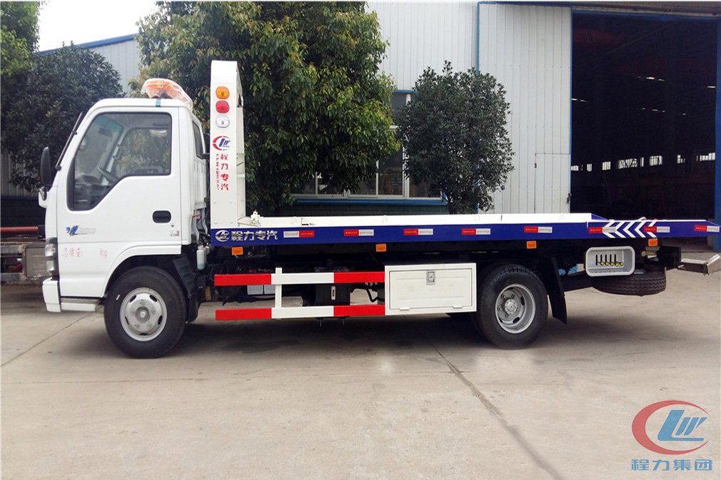 博亿堂官网集团五十铃一拖二清障车侧面图