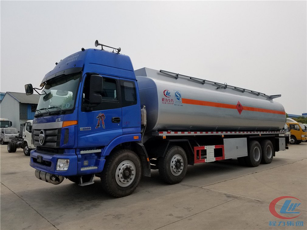 博亿堂官网福田欧曼前四后八(25方)运油车侧面图