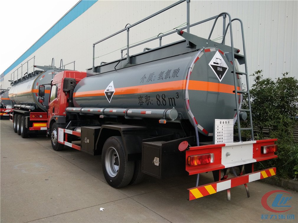 博亿堂官网集团解放龙V腐蚀性物品罐式运输车侧面图