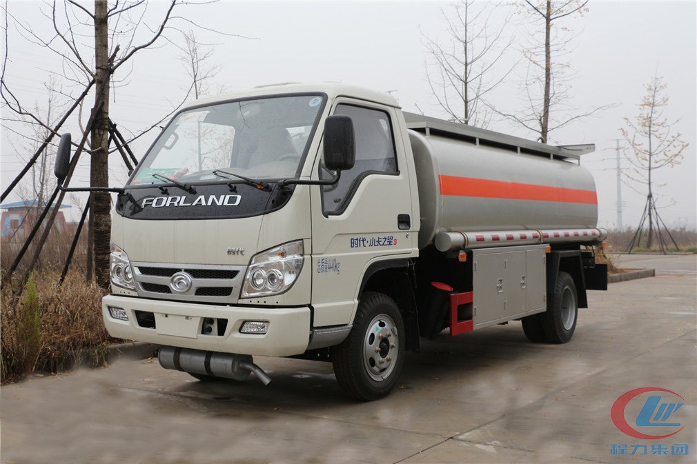 湖北博亿堂官网福田6方不上户加油车高清图