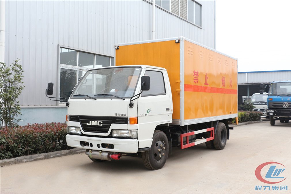 博亿堂官网集团江铃JMC爆破器材运输车侧面图
