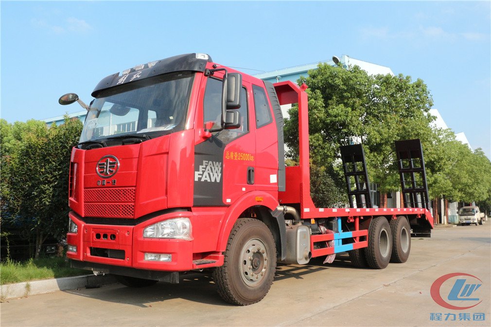 湖北博亿堂官网解放后八轮平板运输车高清图