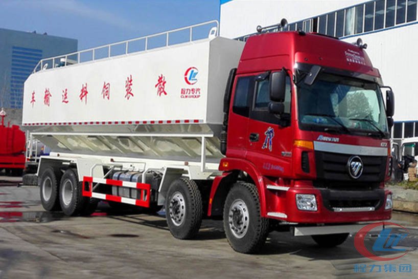 湖北博亿堂官网福田欧曼前四后八散装饲料车高清图