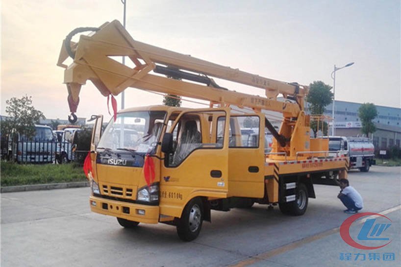 博亿堂官网五十铃18米高空作业车高清图