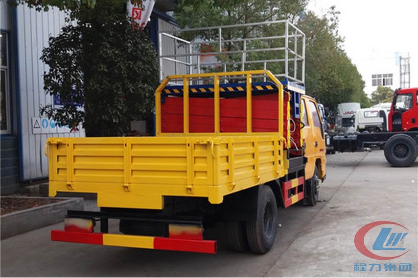 湖北博亿堂官网江铃10米升降平台高空作业车侧面图