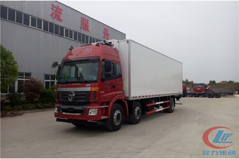 湖北博亿堂官网福田欧曼小三轴冷藏车高清图