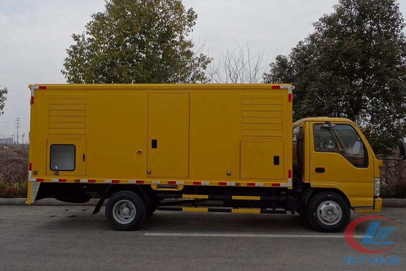 博亿堂官网五十铃小型应急发电车侧面图