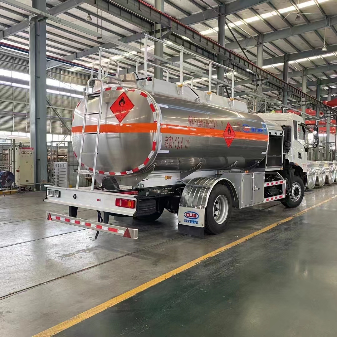 国六博亿堂官网东风天锦飞机加油车