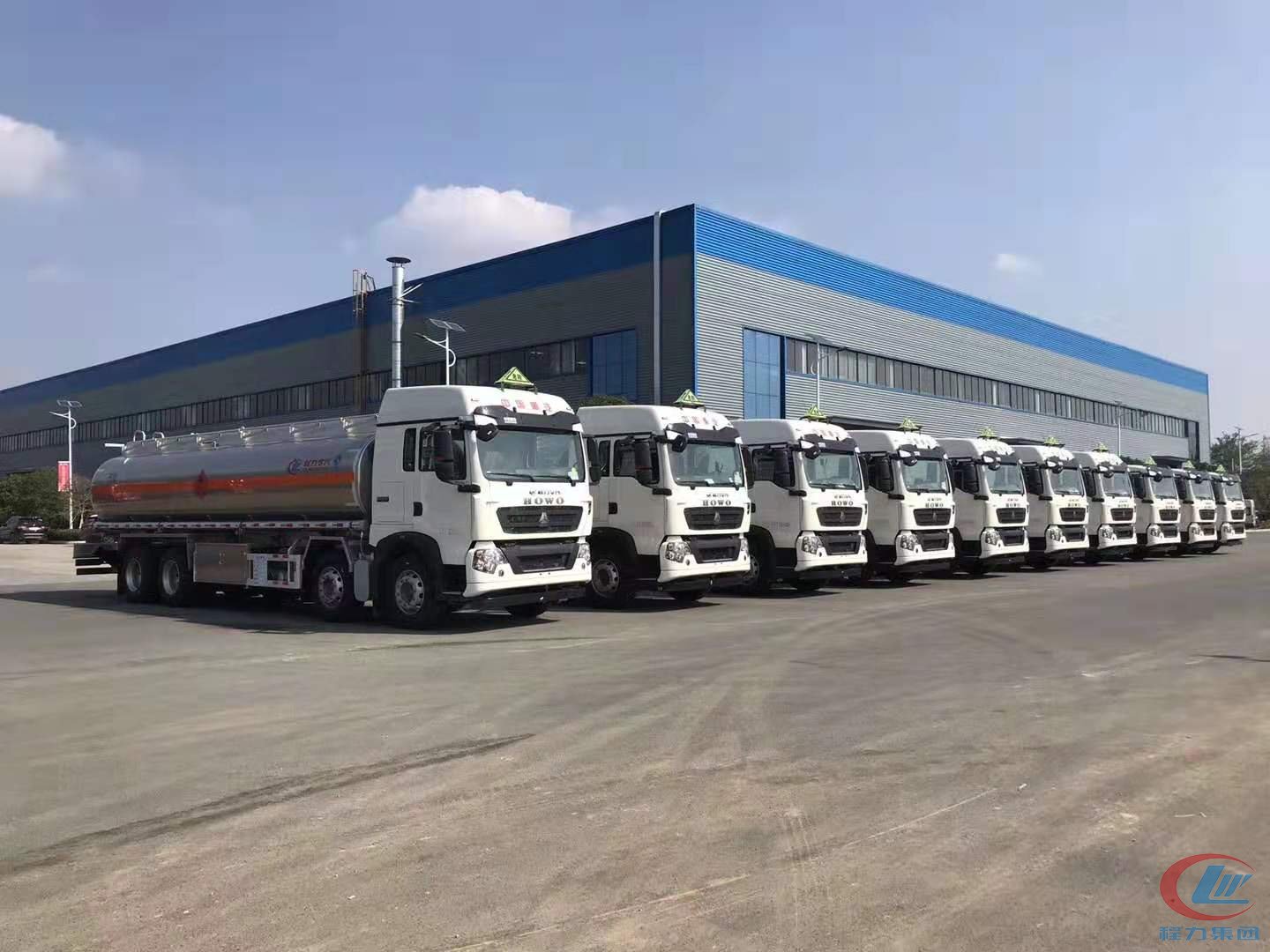 博亿堂官网集团油罐车批量订单发车