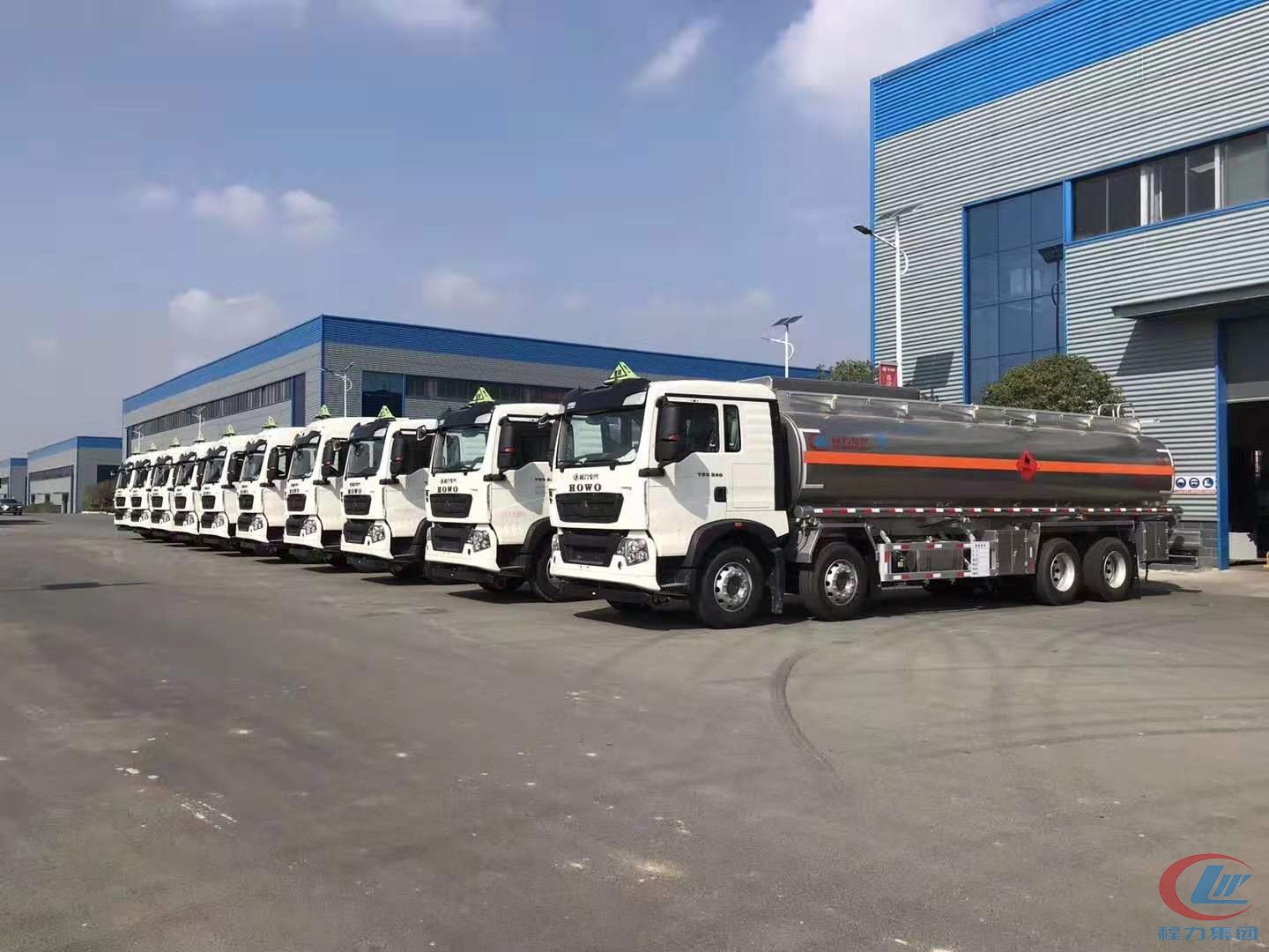 博亿堂官网铝合金油罐车